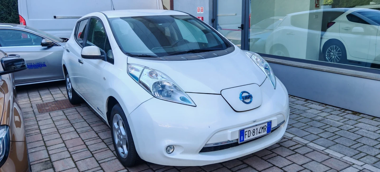 Nissan Leaf , снимка 9 - Автомобили и джипове - 56706276