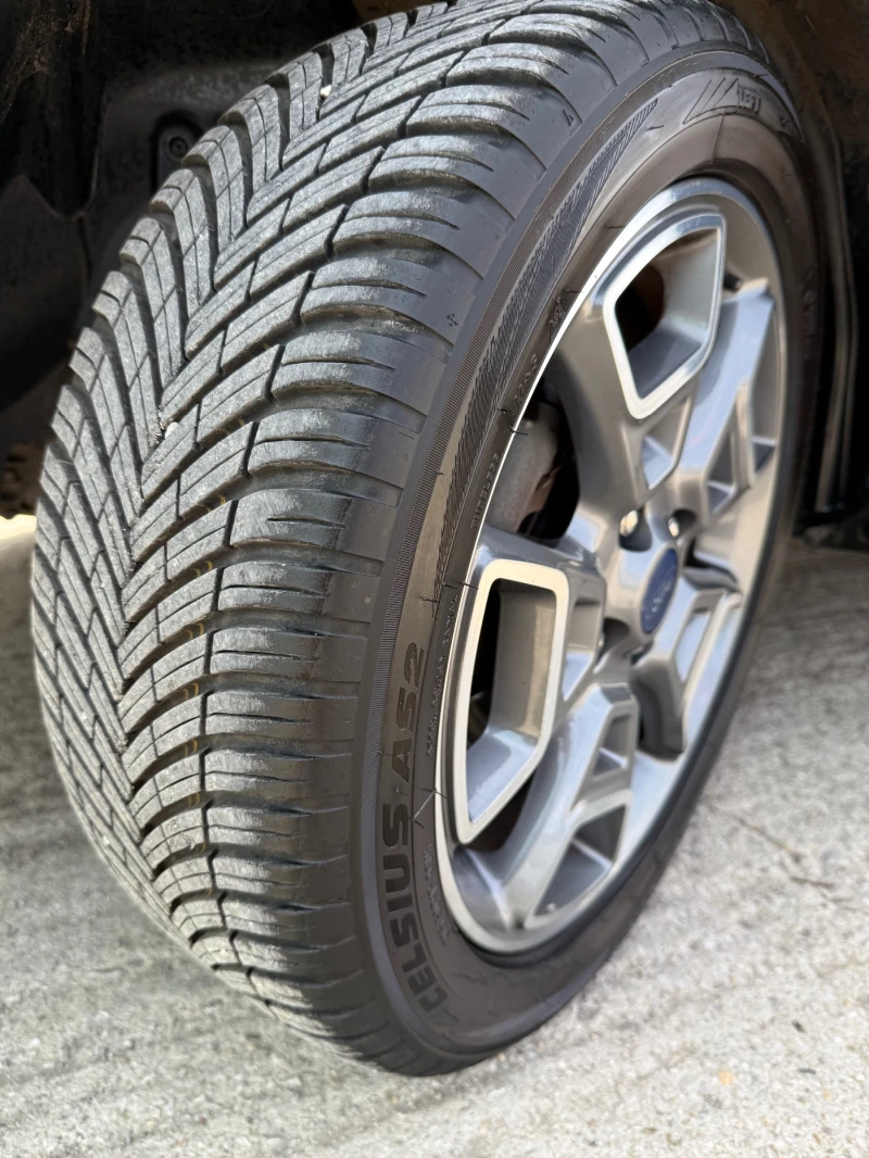 Ford EcoSport 1.5* Бензин* Автоматик* Titanium* * * , снимка 9 - Автомобили и джипове - 46836592