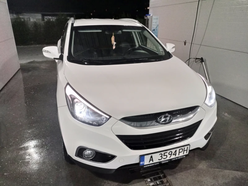 Hyundai IX35, снимка 1 - Автомобили и джипове - 49090022