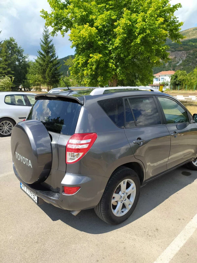 Toyota Rav4 D4D, снимка 5 - Автомобили и джипове - 52282895