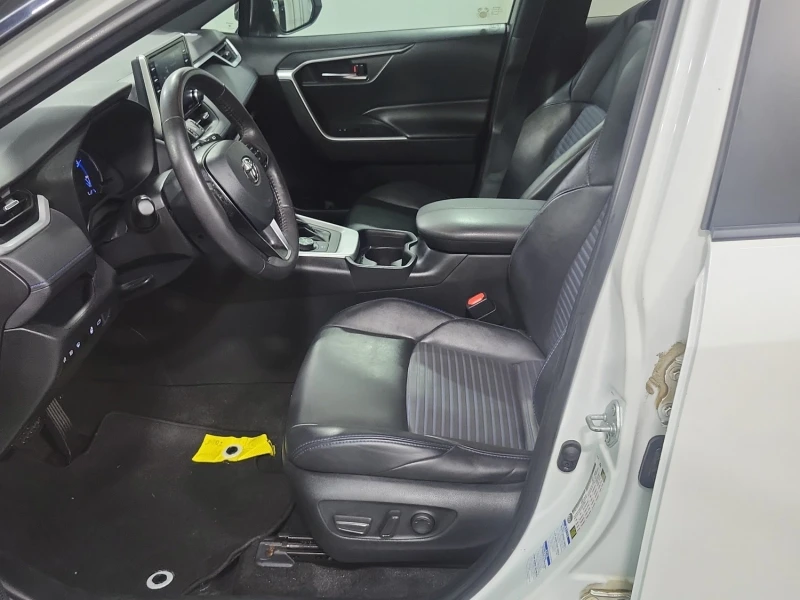 Toyota Rav4 HYBRID XSE * * CARFAX * * АВТО КРЕДИТ * * , снимка 7 - Автомобили и джипове - 52434994