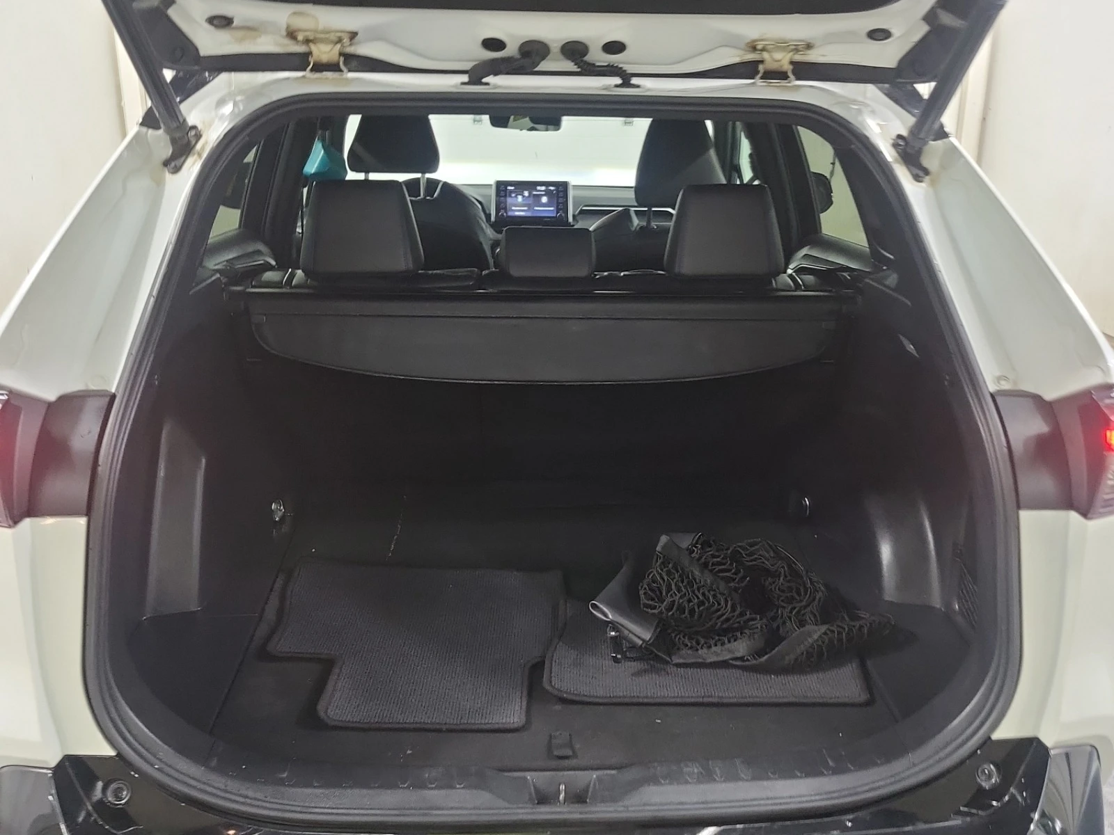 Toyota Rav4 HYBRID XSE * * CARFAX * *   * *  | Mobile.bg   13