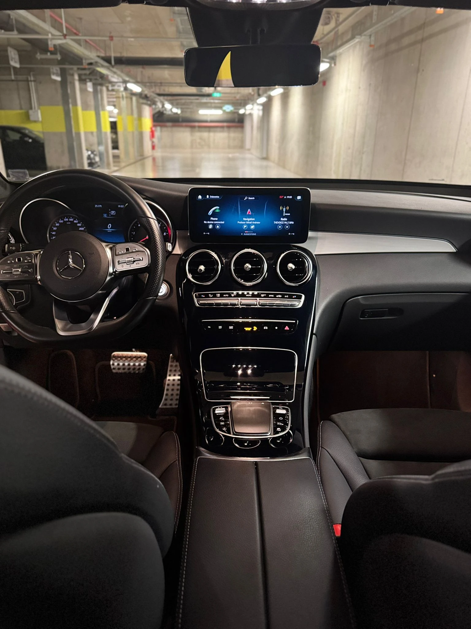 Mercedes-Benz GLC 220 AMG - изображение 6