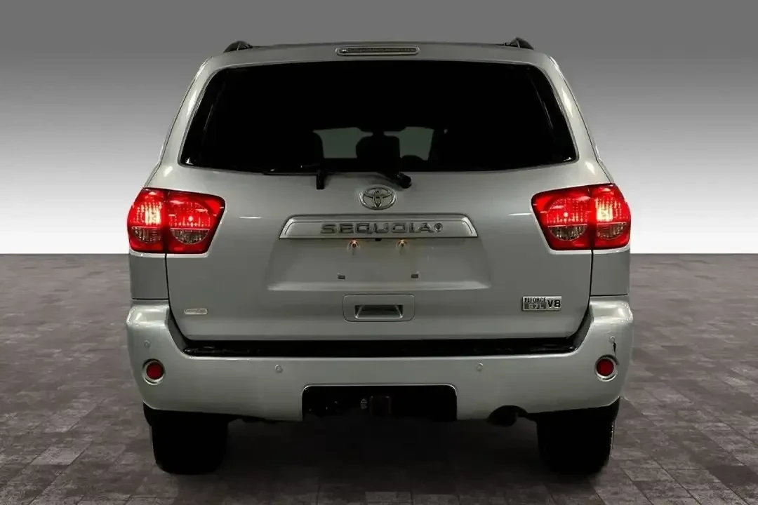 Toyota Sequoia 5.7 V8 4x4 SR5 PACKAGE * CAM * ШИБЕДАХ * 8-МЕСТЕН - изображение 3