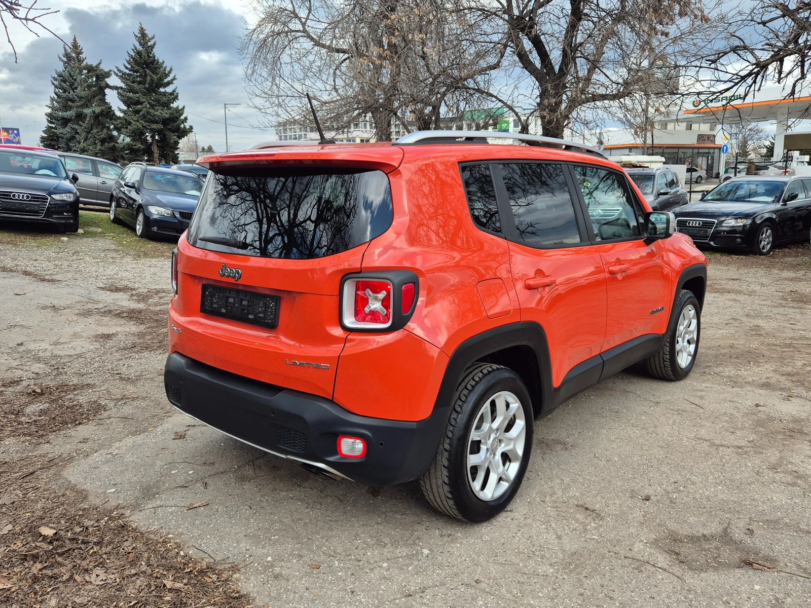 Jeep Renegade 1.4T-jet FULL 4X4 КОЖА ВНОС ИТАЛИЯ БЕЗ РЪЖДИ И ЗАБ - изображение 5