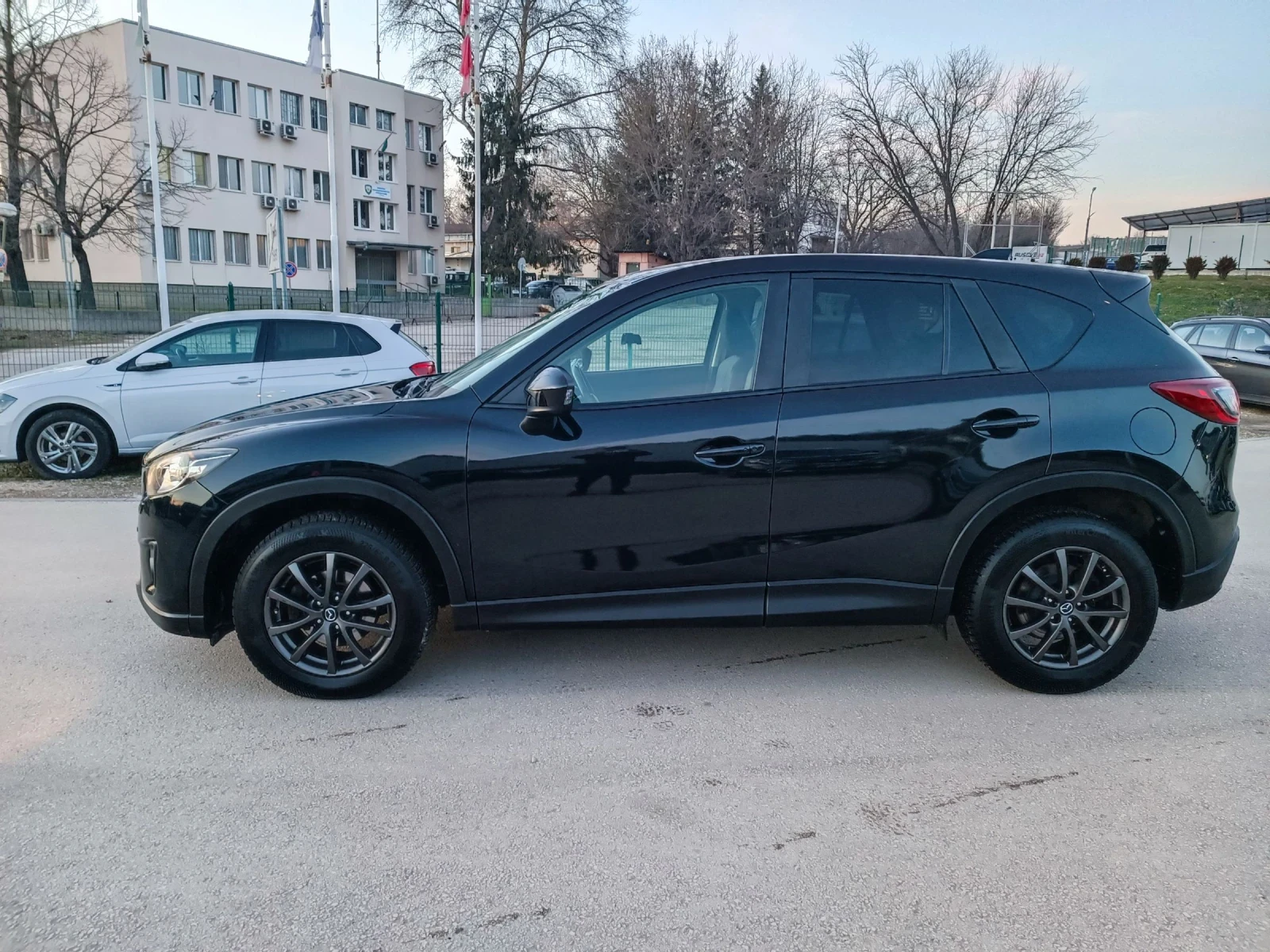 Mazda CX-5 2.0i-160кс-ШВЕЙЦАРИЯ-РЪЧКА-6ск-4Х4-REVOLUTION-NAVI - изображение 6