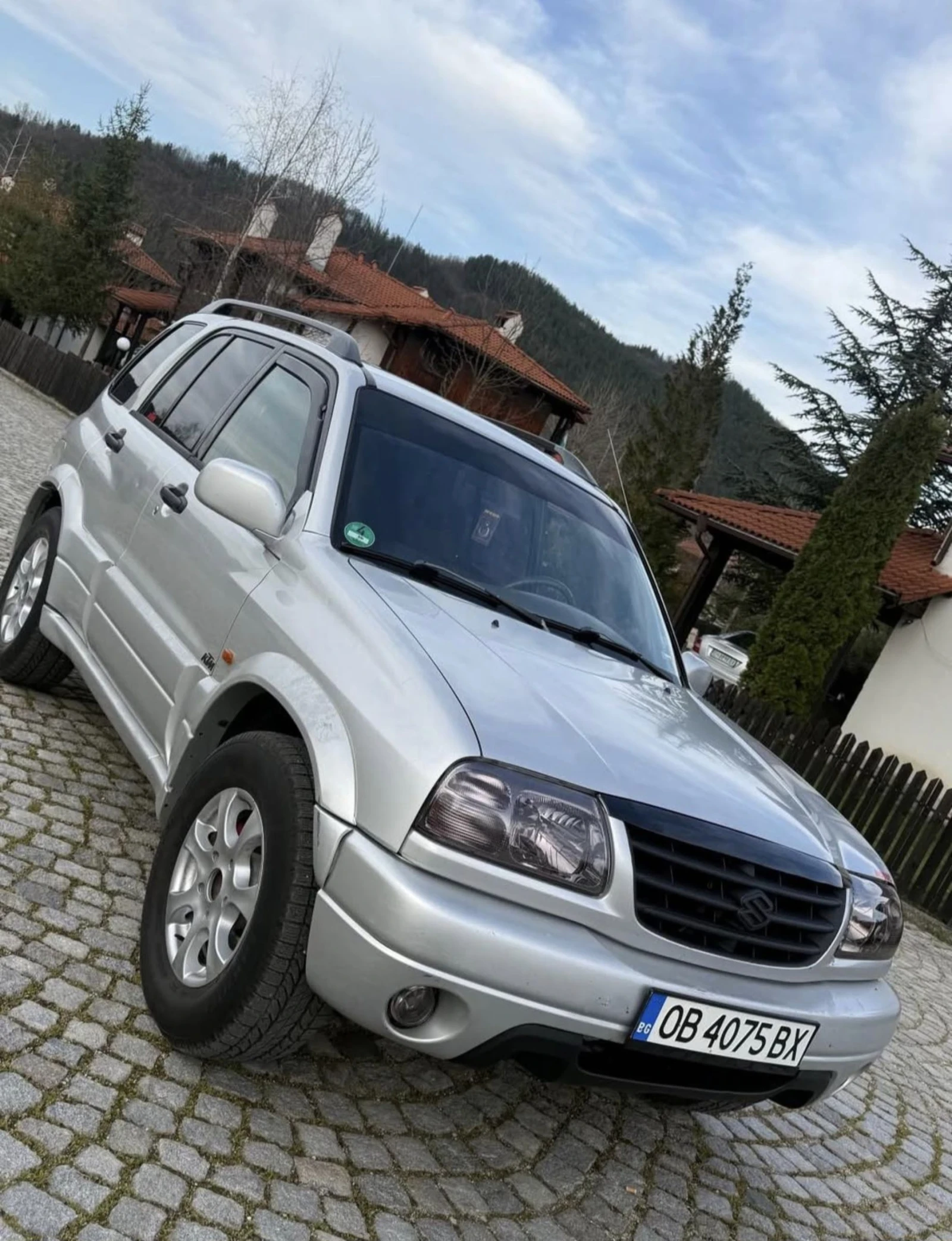 Suzuki Grand vitara 2.5 V6 Газ/Бензин, снимка 5 - Автомобили и джипове - 54458179