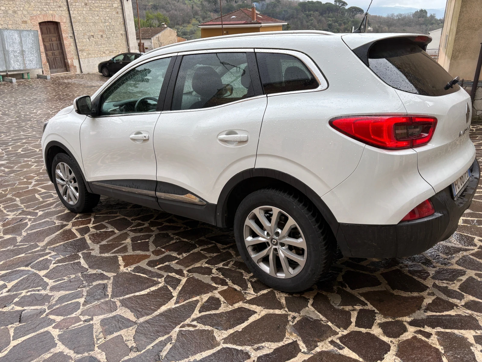 Renault Kadjar 1.5 dci Energy, снимка 3 - Автомобили и джипове - 54794301