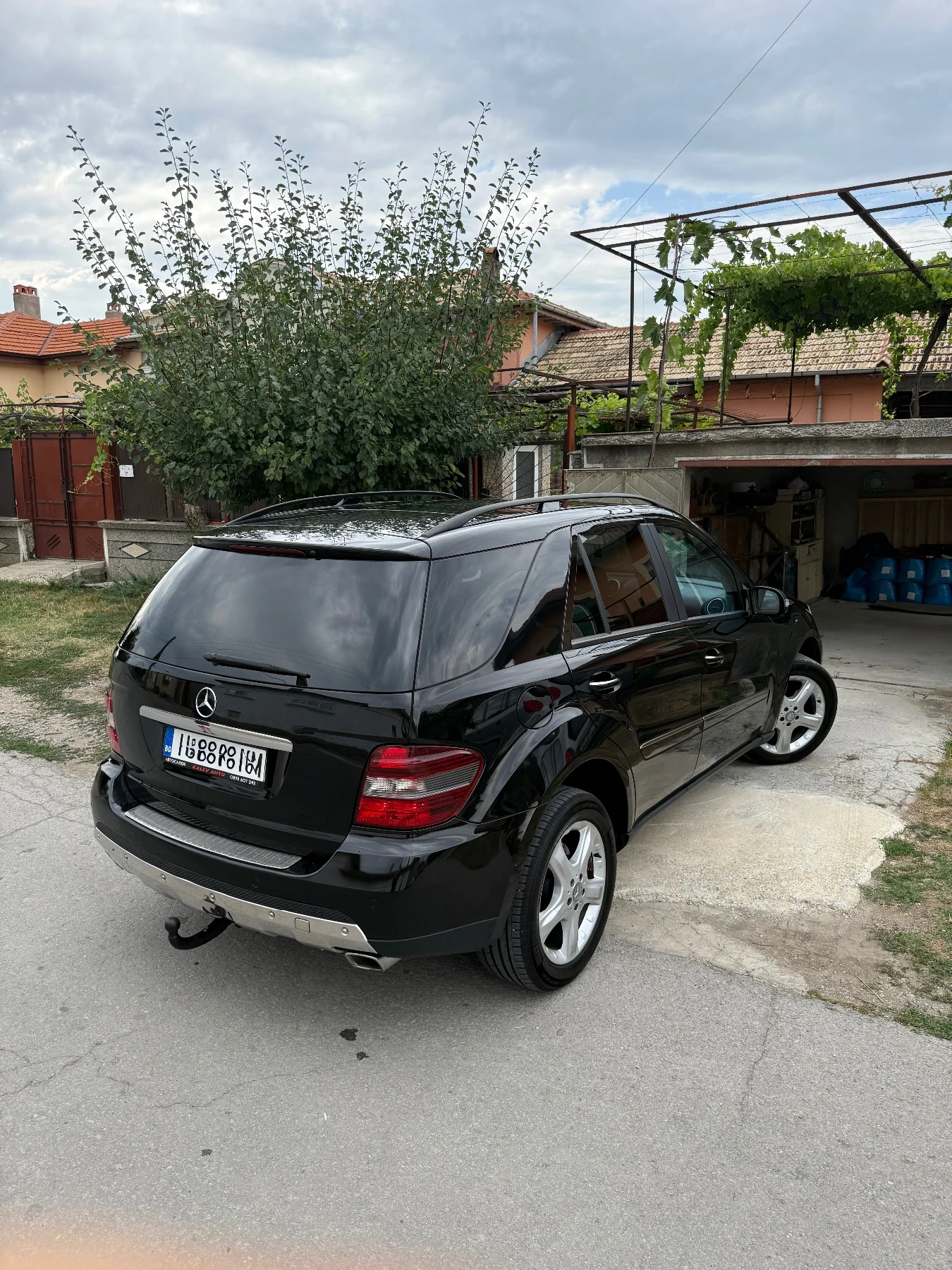 Mercedes-Benz ML 320, снимка 10 - Автомобили и джипове - 55825165