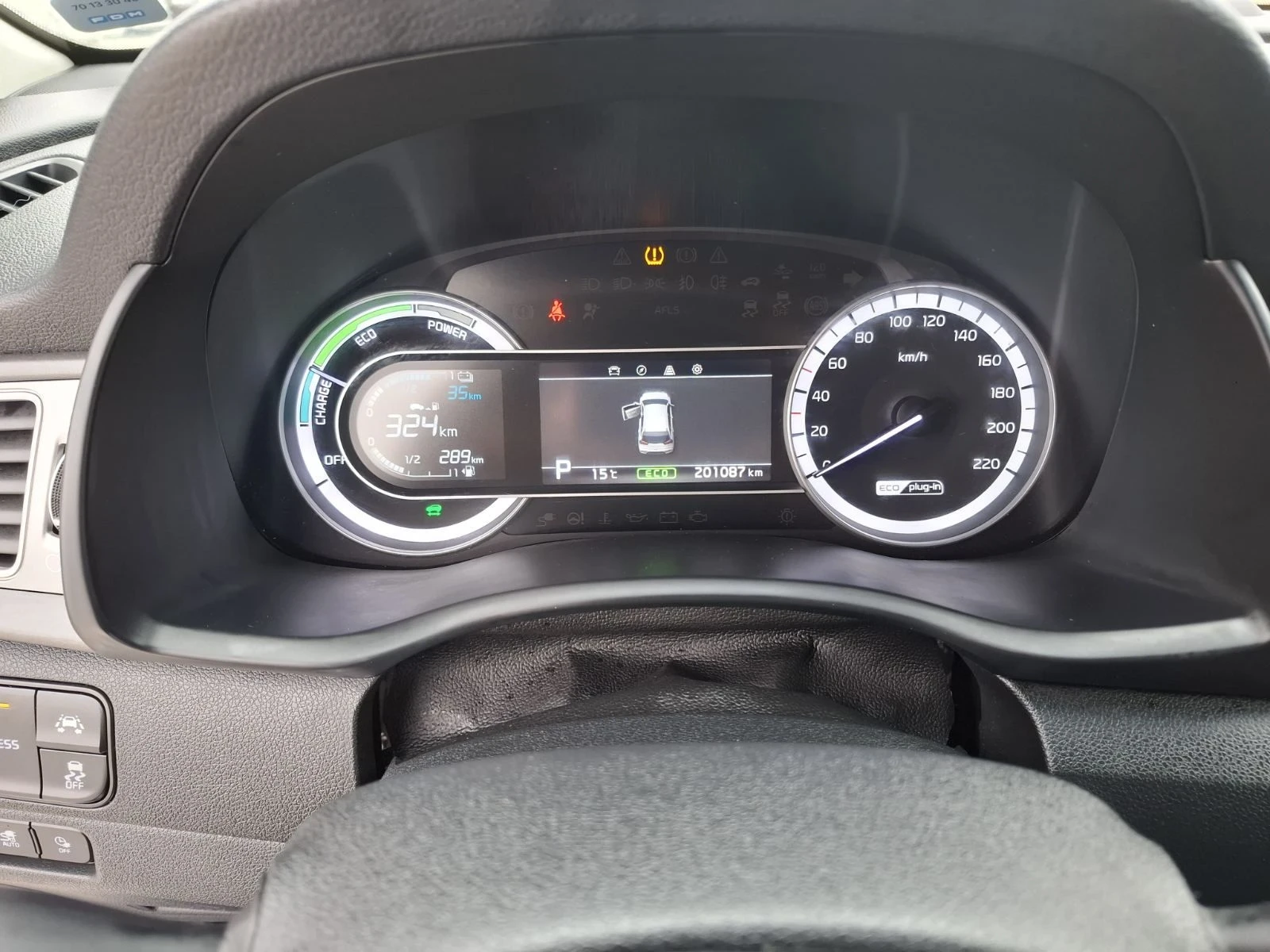Kia Niro 1.6 Plug-in hibrid, снимка 17 - Автомобили и джипове - 56518202