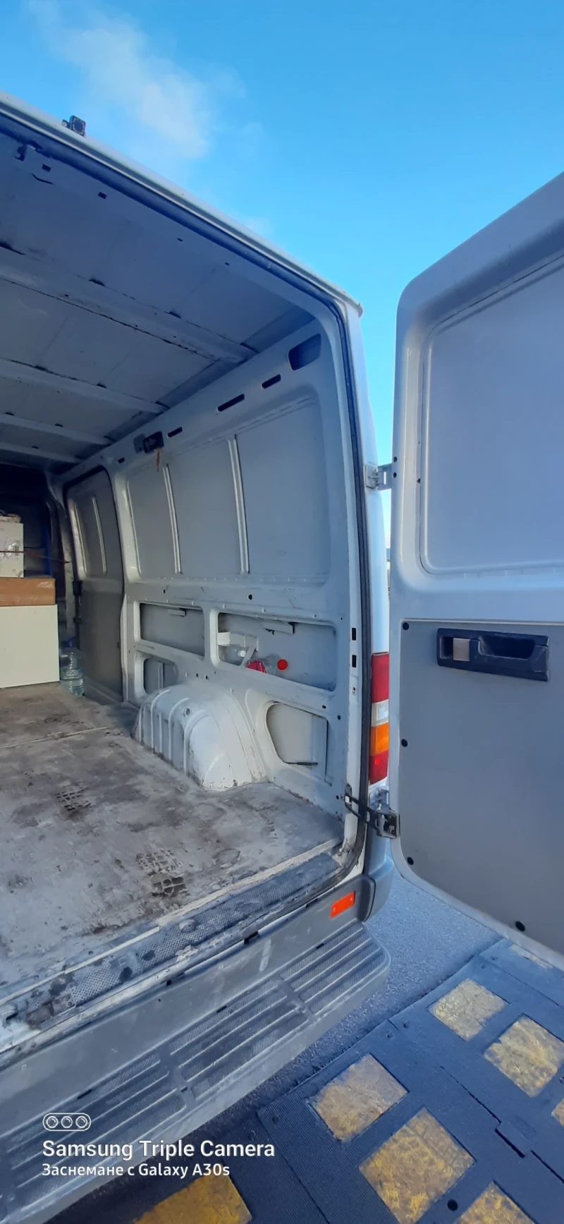 Mercedes-Benz Sprinter 208, снимка 15 - Бусове и автобуси - 48633758