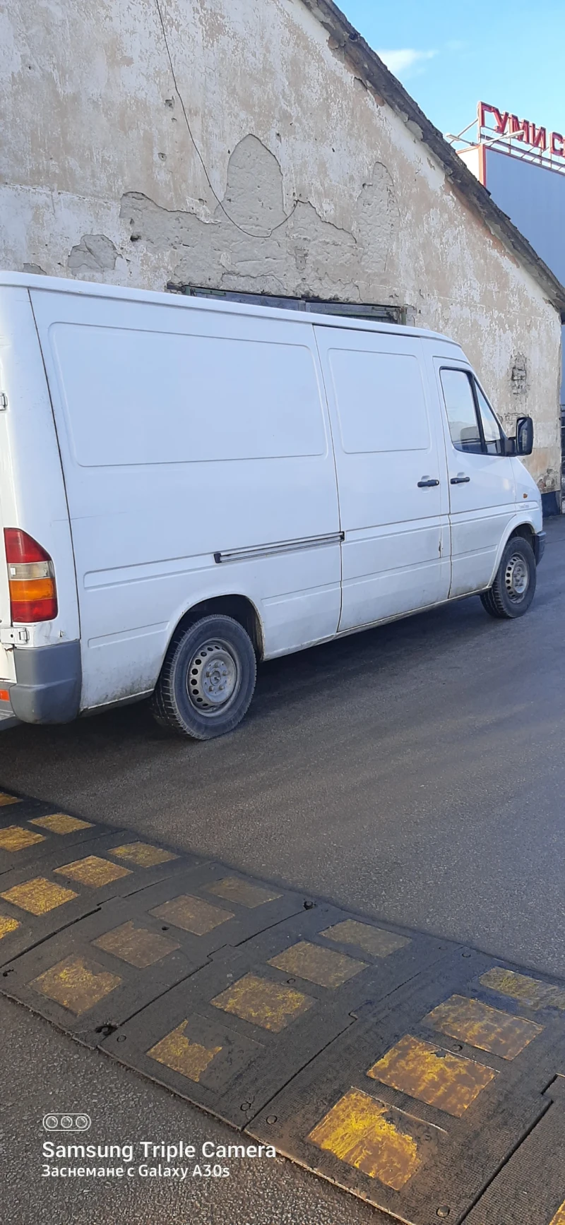 Mercedes-Benz Sprinter 208, снимка 4 - Бусове и автобуси - 48633758