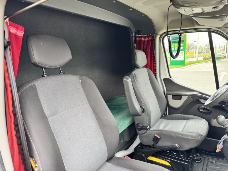 Renault Master СПЕШНА ПРОДАЖБА! 2.3 170к.с. 2019г ПАДАЩ БОРД!, снимка 7 - Бусове и автобуси - 52450241