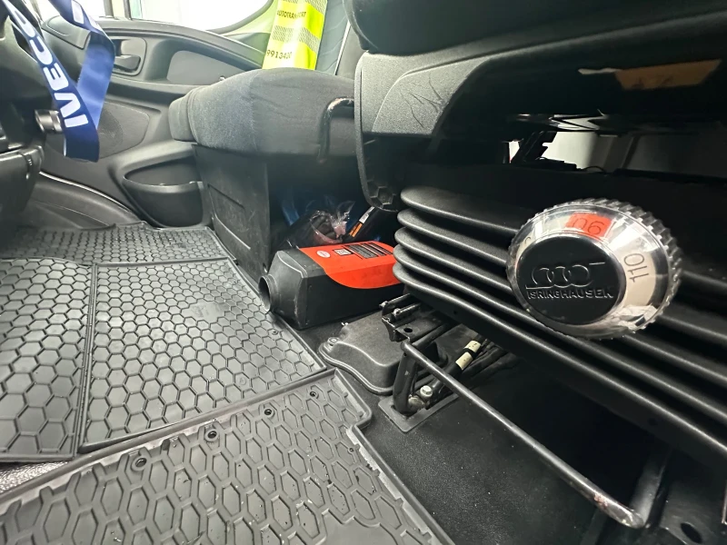 Iveco Daily 35C16, снимка 10 - Бусове и автобуси - 52917399