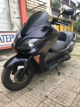 ����� �� �������� �� Honda Forza 250I