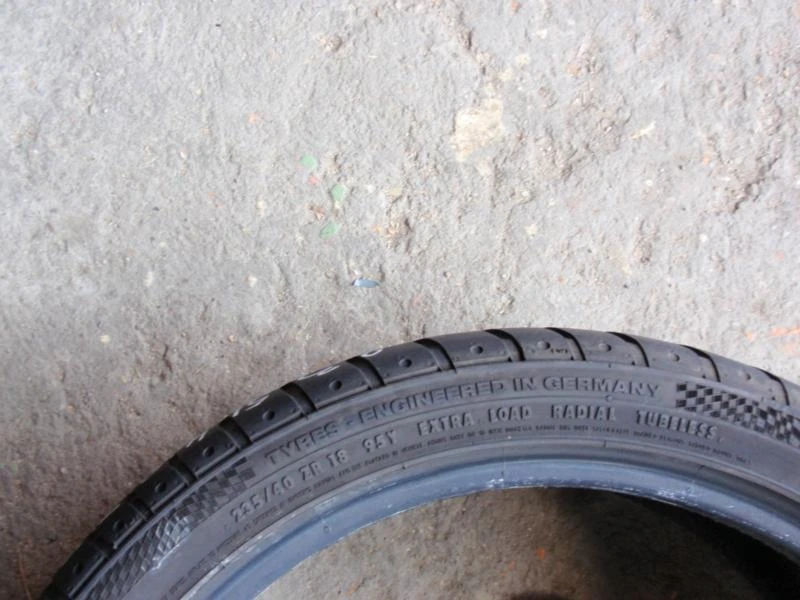 Гуми Летни 235/40R18, снимка 10 - Гуми и джанти - 8222909