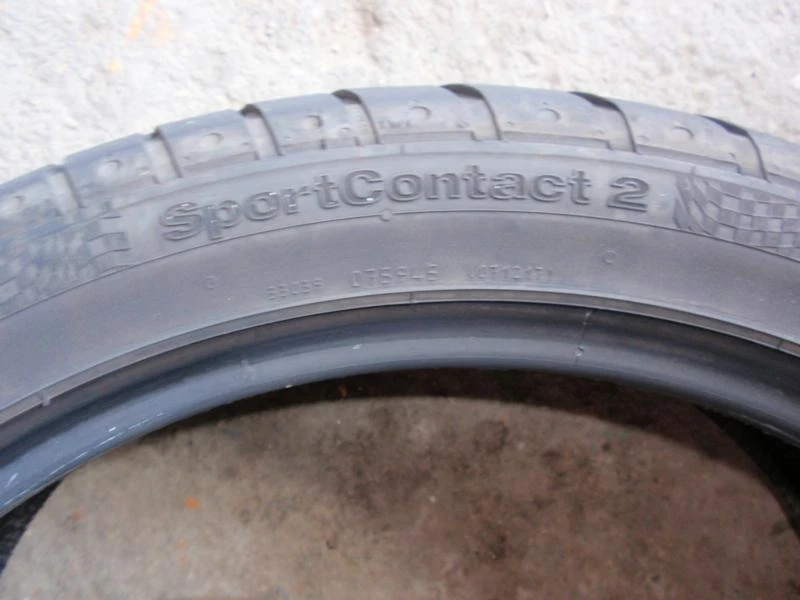 Гуми Летни 235/40R18, снимка 8 - Гуми и джанти - 8222909