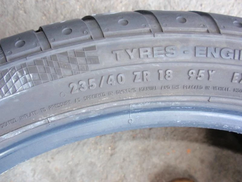 Гуми Летни 235/40R18, снимка 9 - Гуми и джанти - 8222909