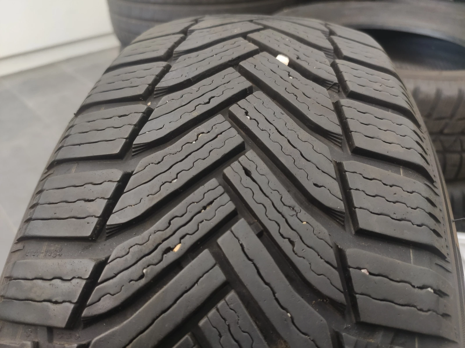  205/60R16 | Mobile.bg   1