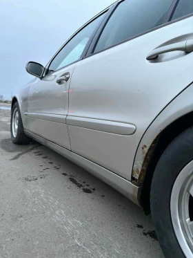 Mercedes-Benz E 200 W211, снимка 13