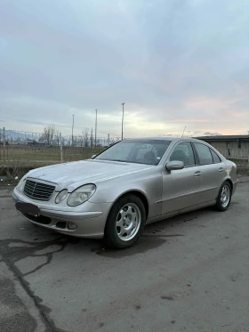 Mercedes-Benz E 200 W211
