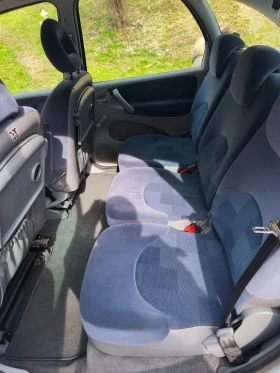 Citroen Grand C4 Picasso, снимка 12 - Автомобили и джипове - 53692733