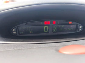 Citroen Grand C4 Picasso, снимка 9 - Автомобили и джипове - 53692733