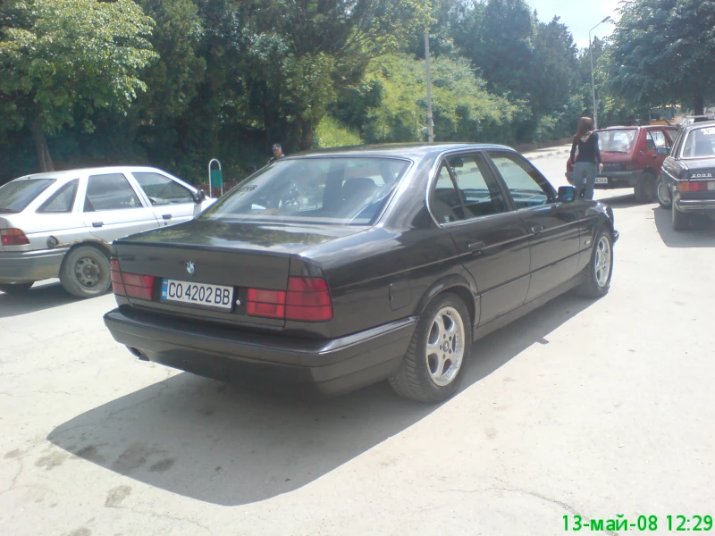 BMW 530, снимка 6 - Автомобили и джипове - 47265030