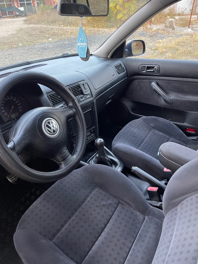 VW Golf, снимка 4 - Автомобили и джипове - 47775854