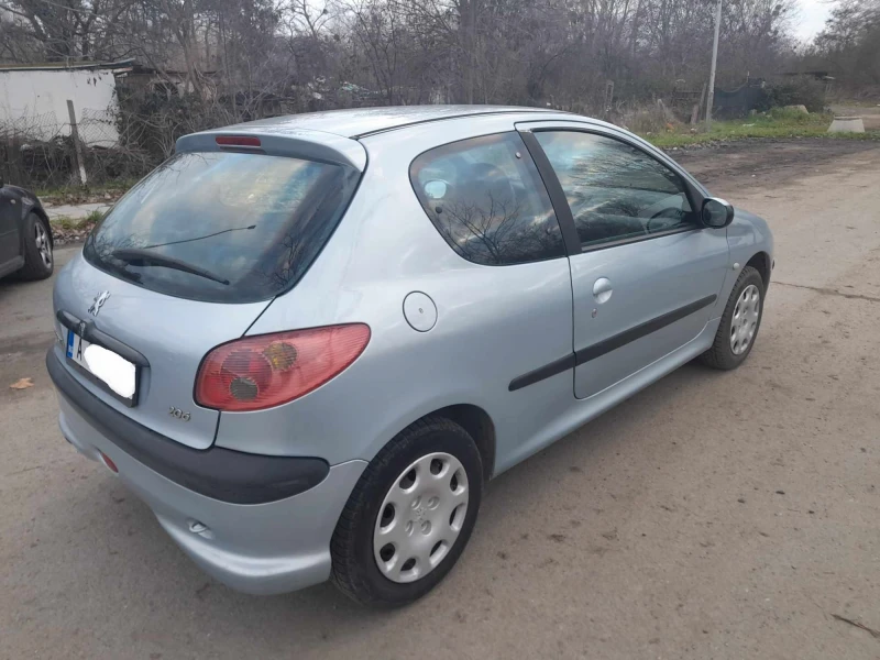 Peugeot 206 1.1 8V Premium, снимка 5 - Автомобили и джипове - 48560502