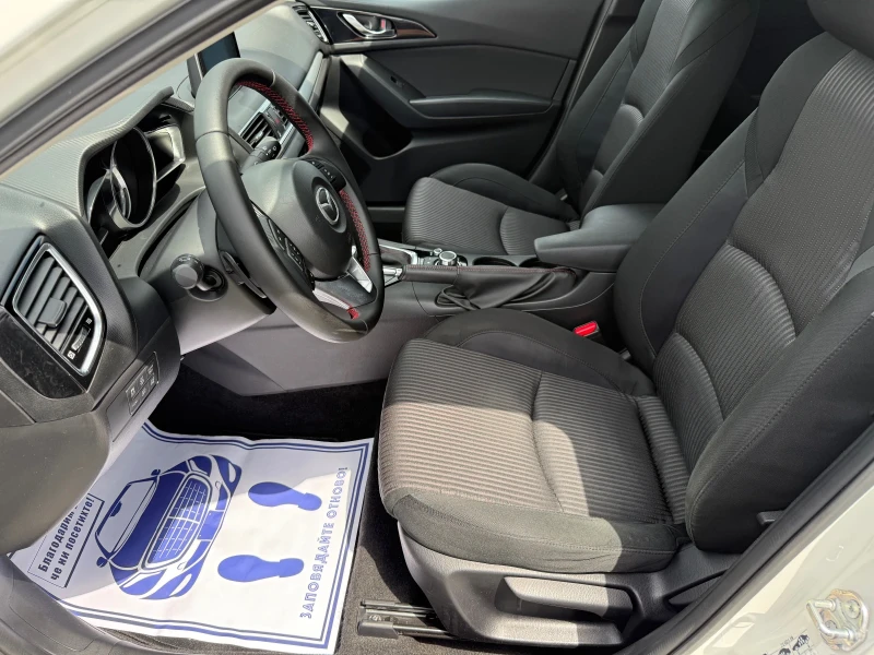 Mazda 3 (KATO НОВА), снимка 11 - Автомобили и джипове - 49533625