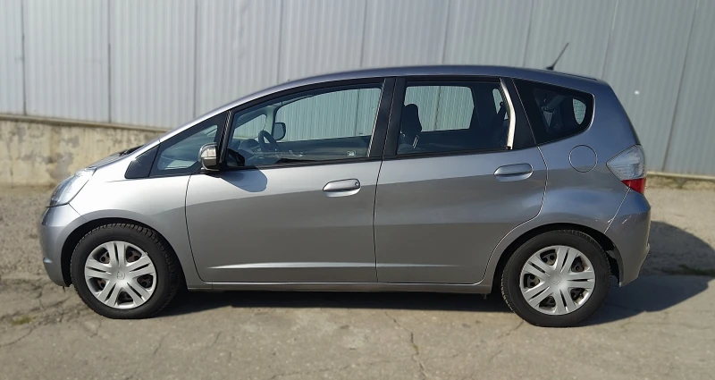 Honda Jazz 1.4 Автоматик, снимка 8 - Автомобили и джипове - 49610378