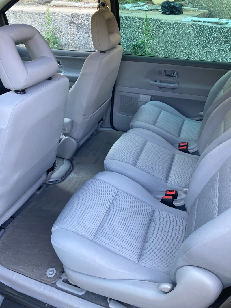 VW Sharan 2.8I Swiss, снимка 13 - Автомобили и джипове - 51892313