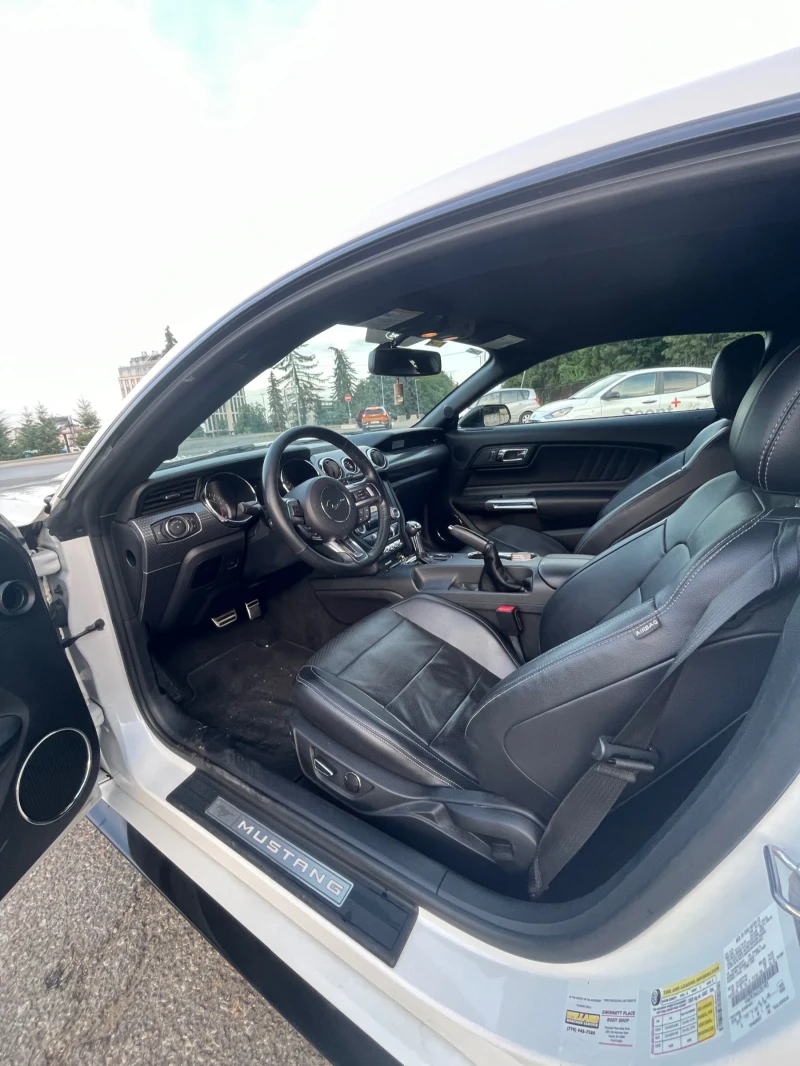 Ford Mustang 2.3 MUSTANG ECOBOOST PREM?UM PERFORMANCE , снимка 8 - Автомобили и джипове - 51480624