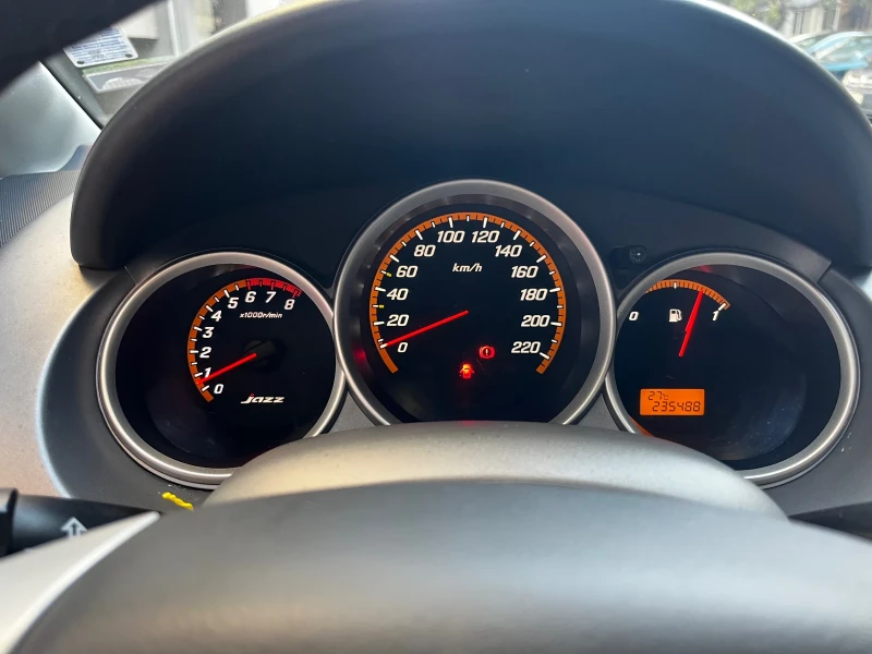 Honda Jazz, снимка 9 - Автомобили и джипове - 52349900