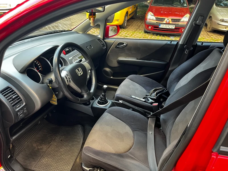 Honda Jazz, снимка 6 - Автомобили и джипове - 52349900