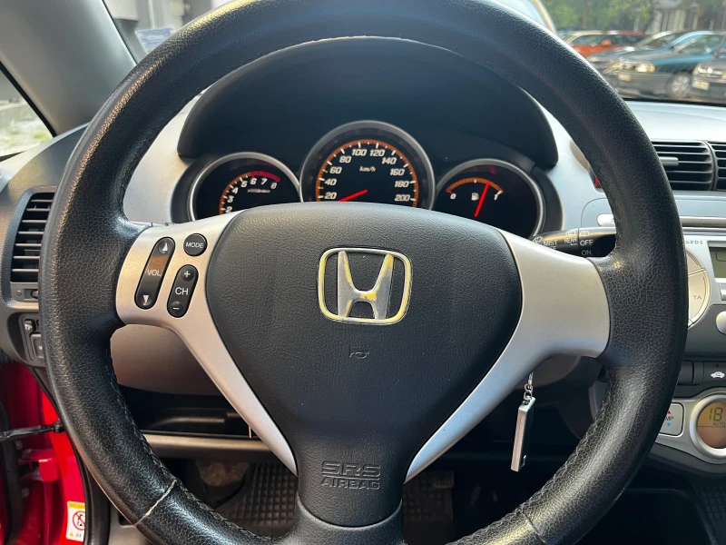 Honda Jazz, снимка 7 - Автомобили и джипове - 52349900