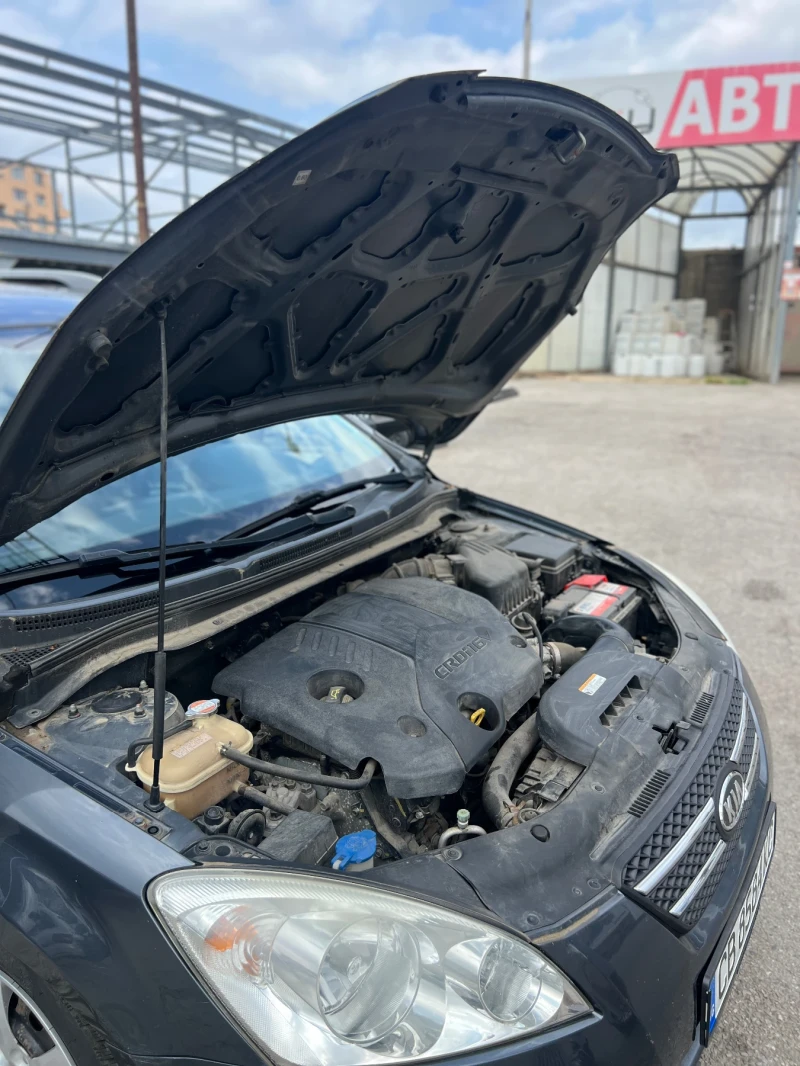 Kia Ceed ТП до 09.2026, снимка 14 - Автомобили и джипове - 52562402