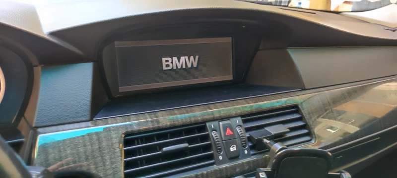 BMW 525, снимка 5 - Автомобили и джипове - 52590968