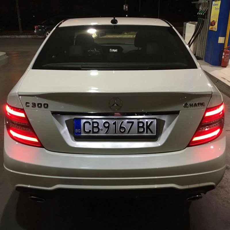 Mercedes-Benz C 300 AMG-4matic 7G-TRONIC, снимка 7 - Автомобили и джипове - 47784096