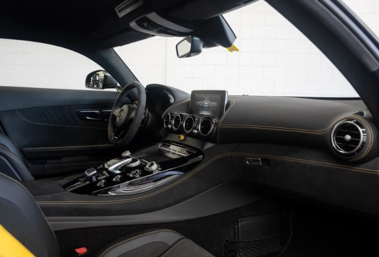 Mercedes-Benz AMG GT R Coupe, снимка 8 - Автомобили и джипове - 45864969