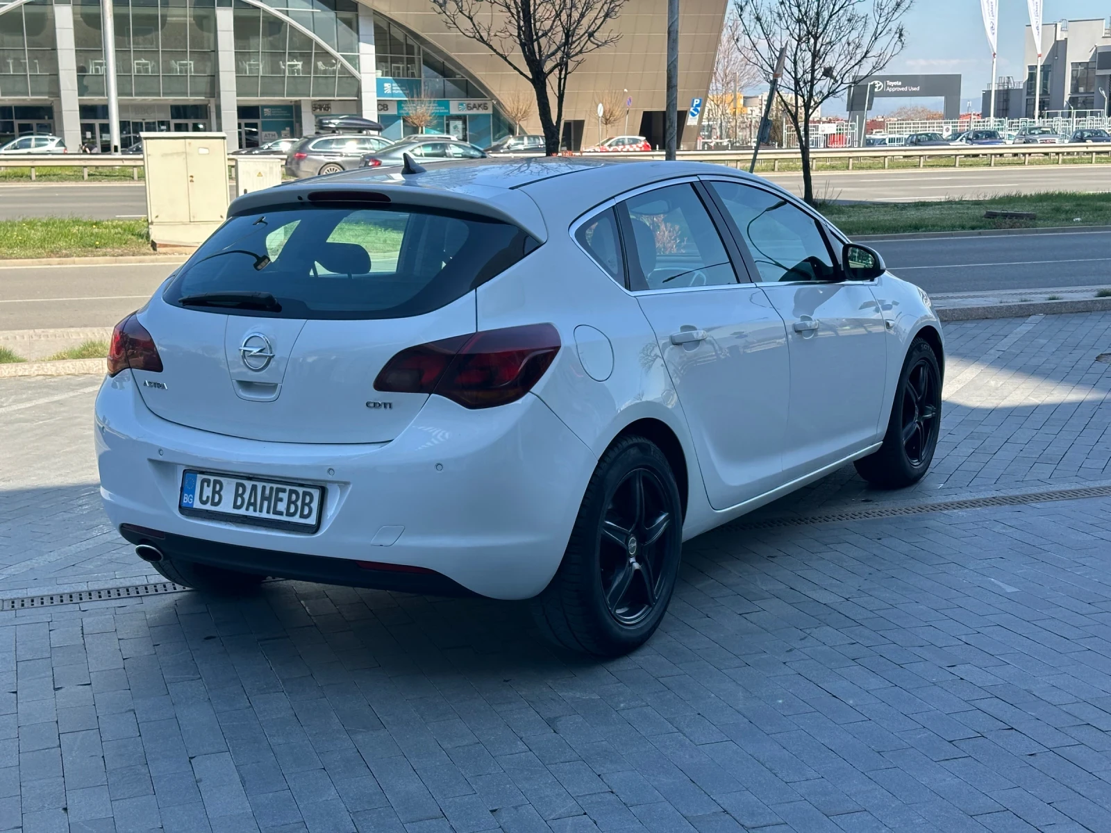 Opel Astra 2.0 CDTI - изображение 6