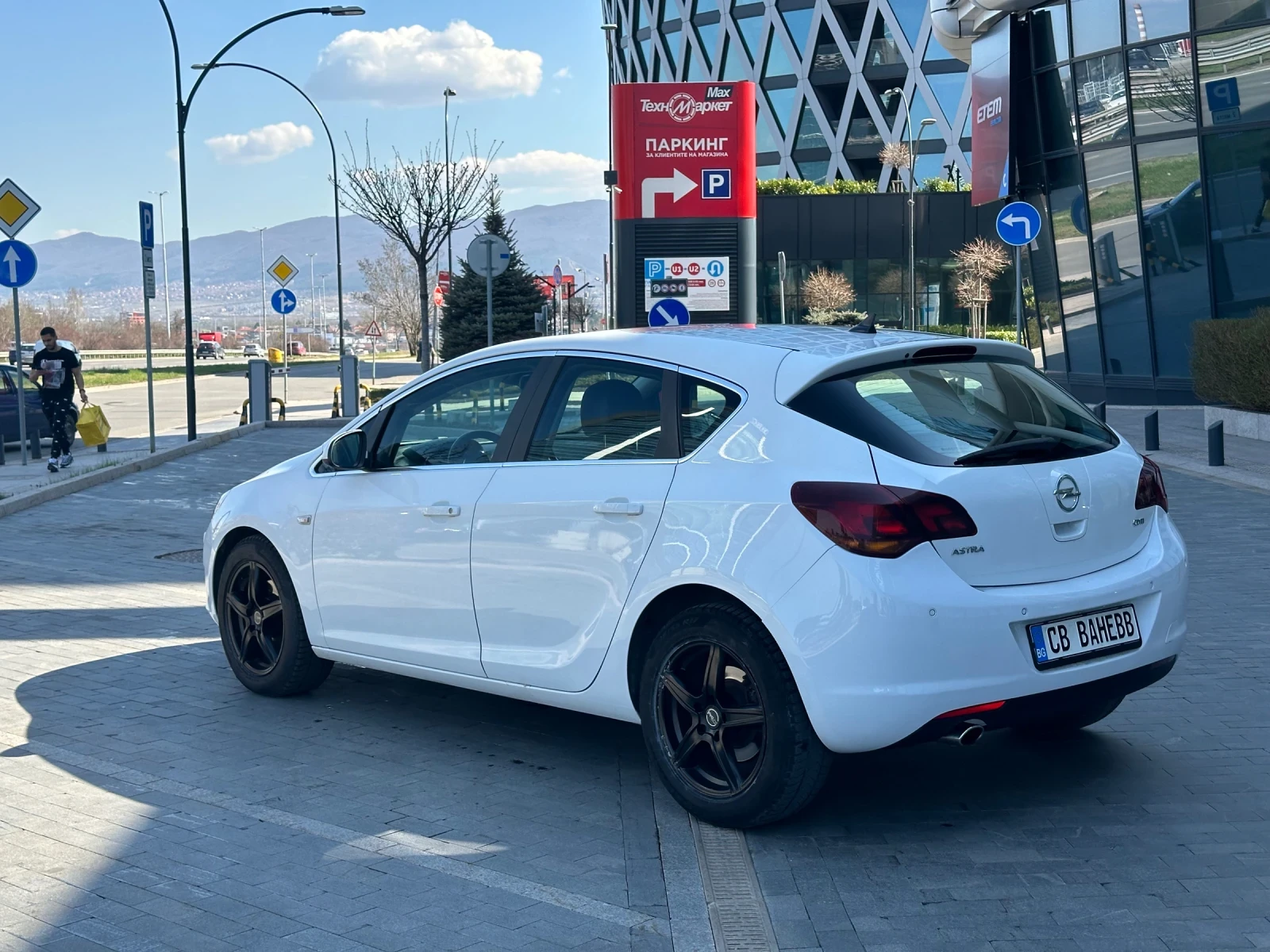 Opel Astra 2.0 CDTI - изображение 4