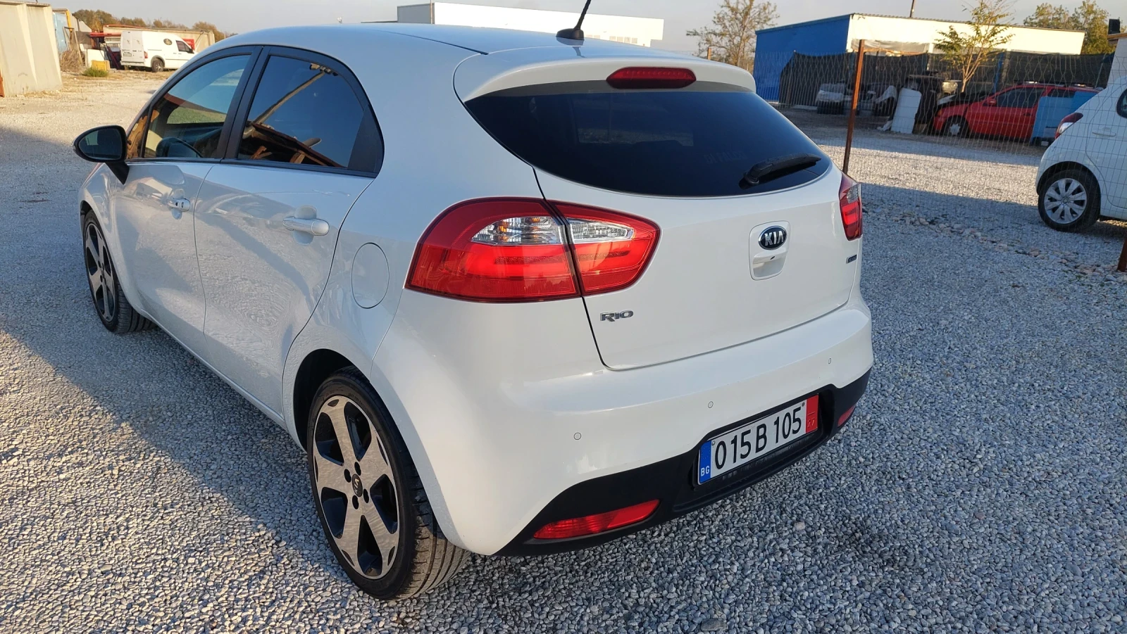 Kia Rio 1.4НАВИ FULL - изображение 5