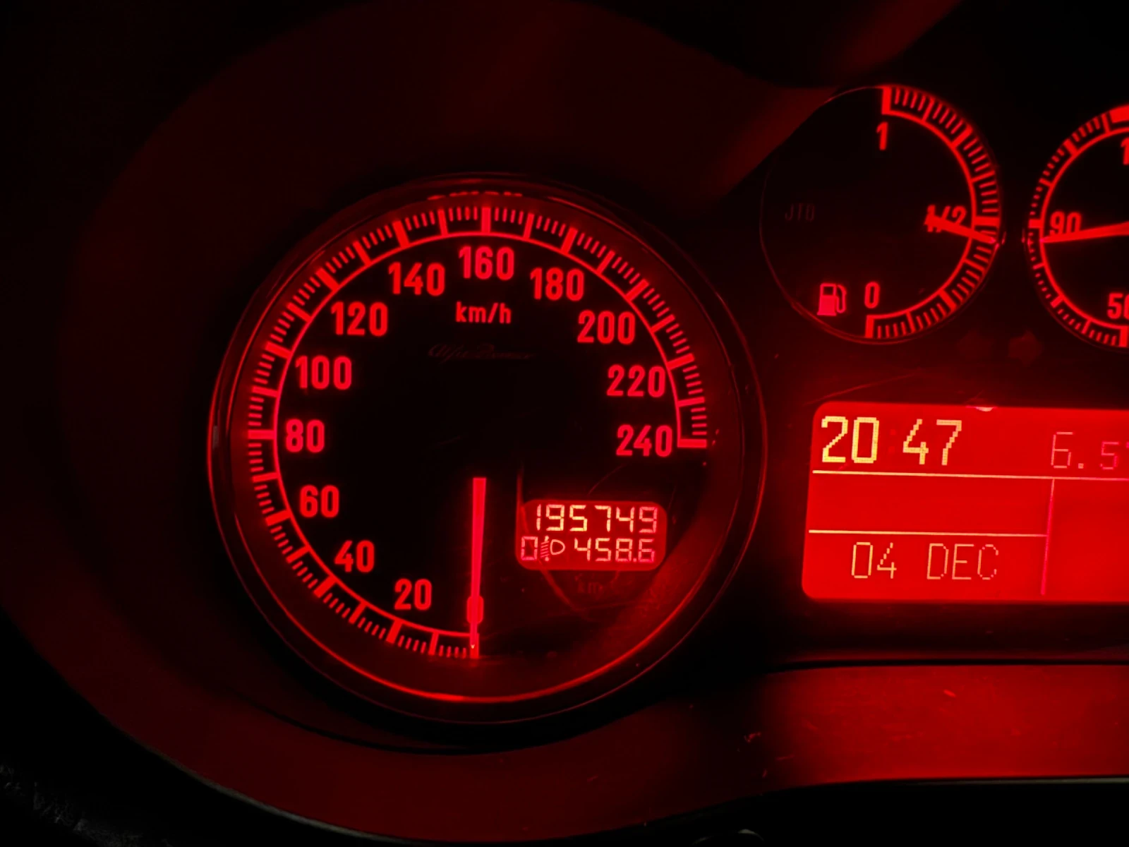 Alfa Romeo 147 1.9 JTDm - изображение 6