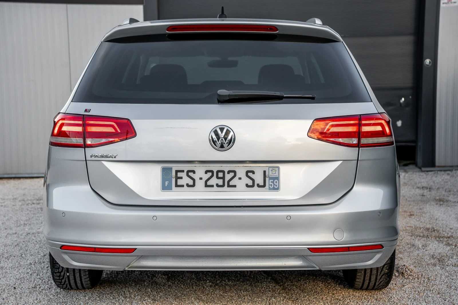 VW Passat 1 6TDI AVTOMAT 120KS - изображение 8