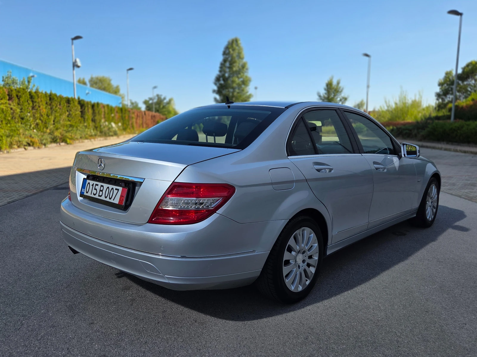 Mercedes-Benz C 180 Kompressor* Метанов инж. ОТЛИЧЕН - изображение 2