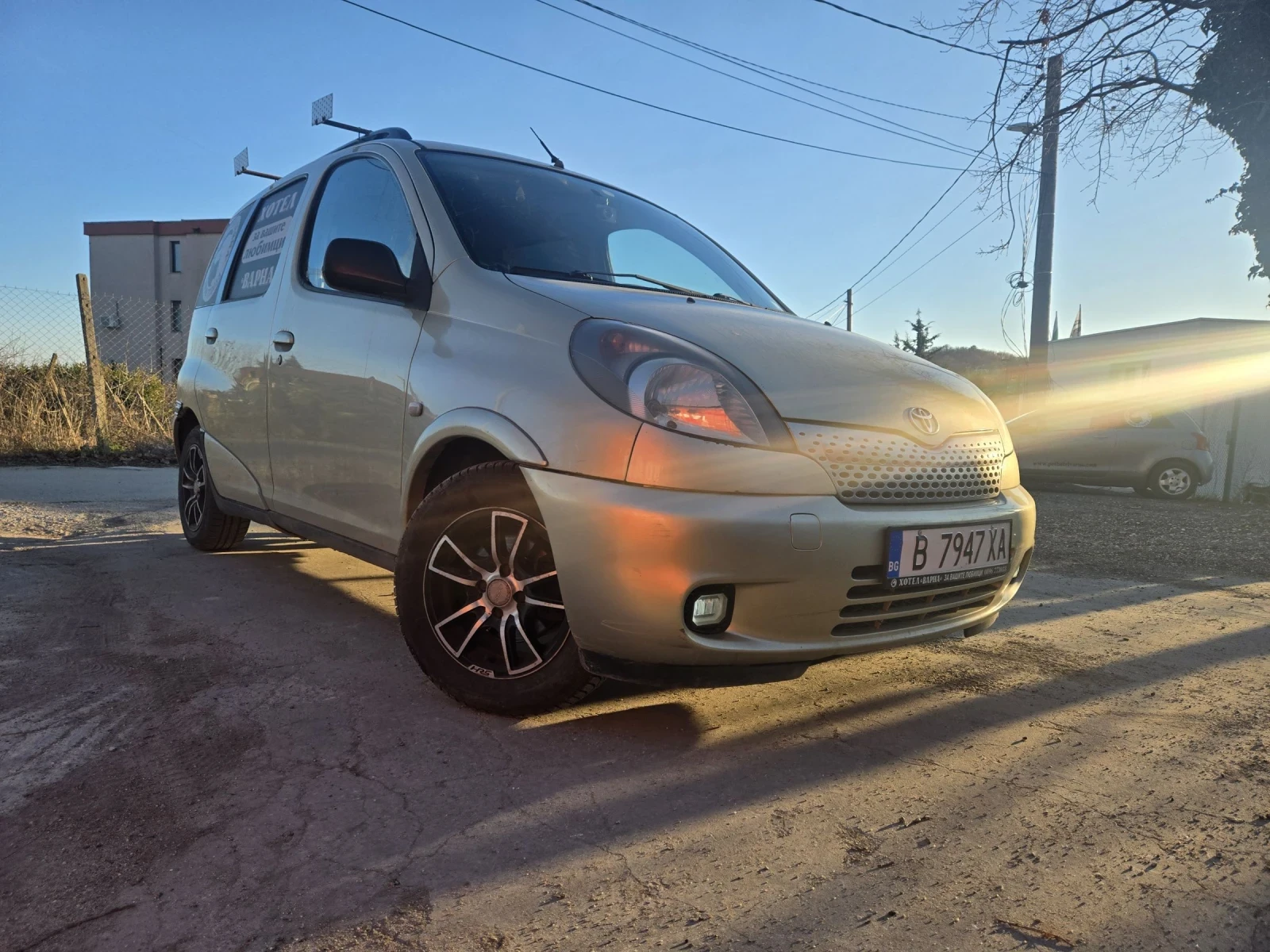 Toyota Yaris verso 1.3 АГУ 