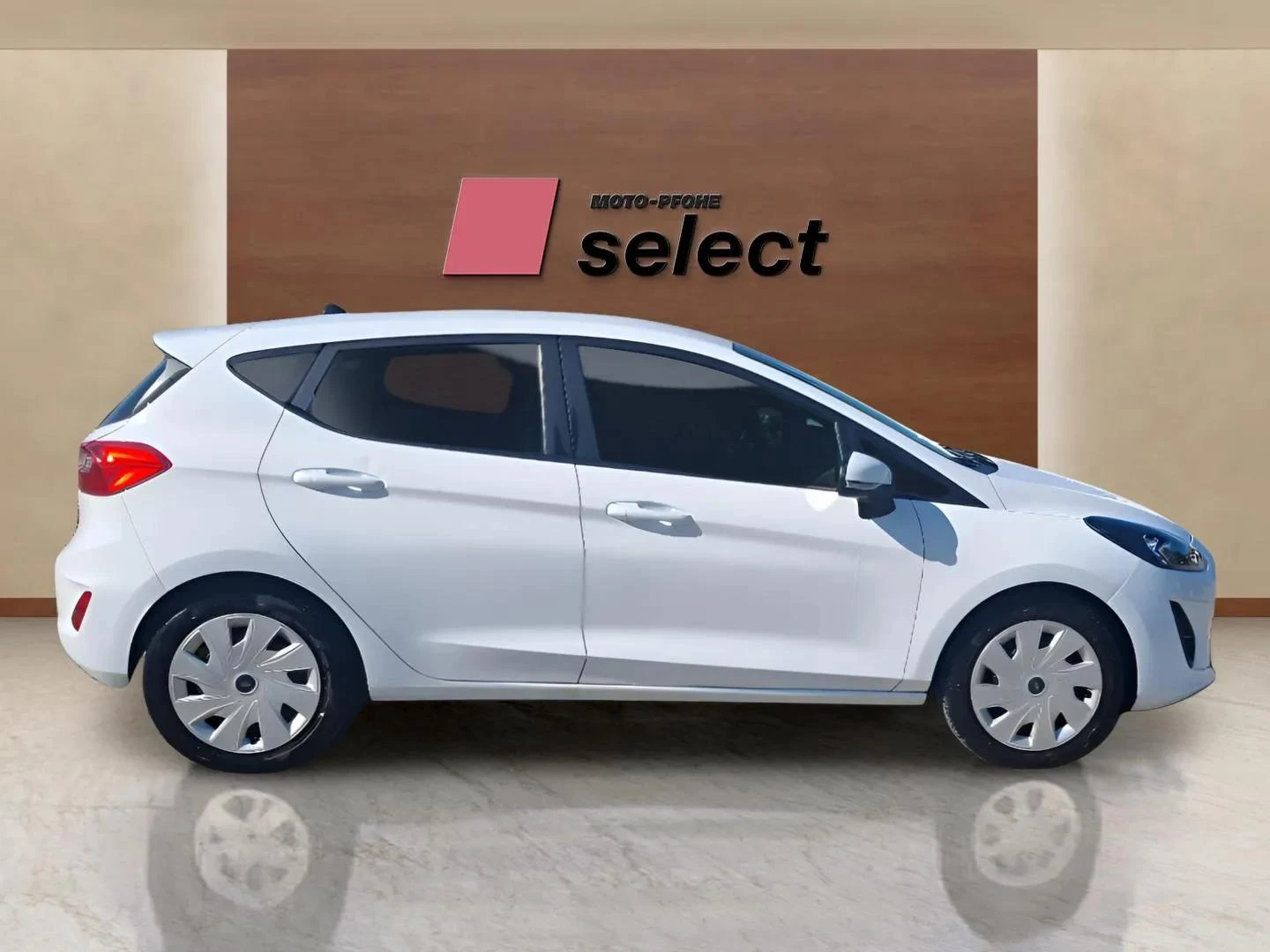 Ford Fiesta 1.1L, снимка 5 - Автомобили и джипове - 53880476