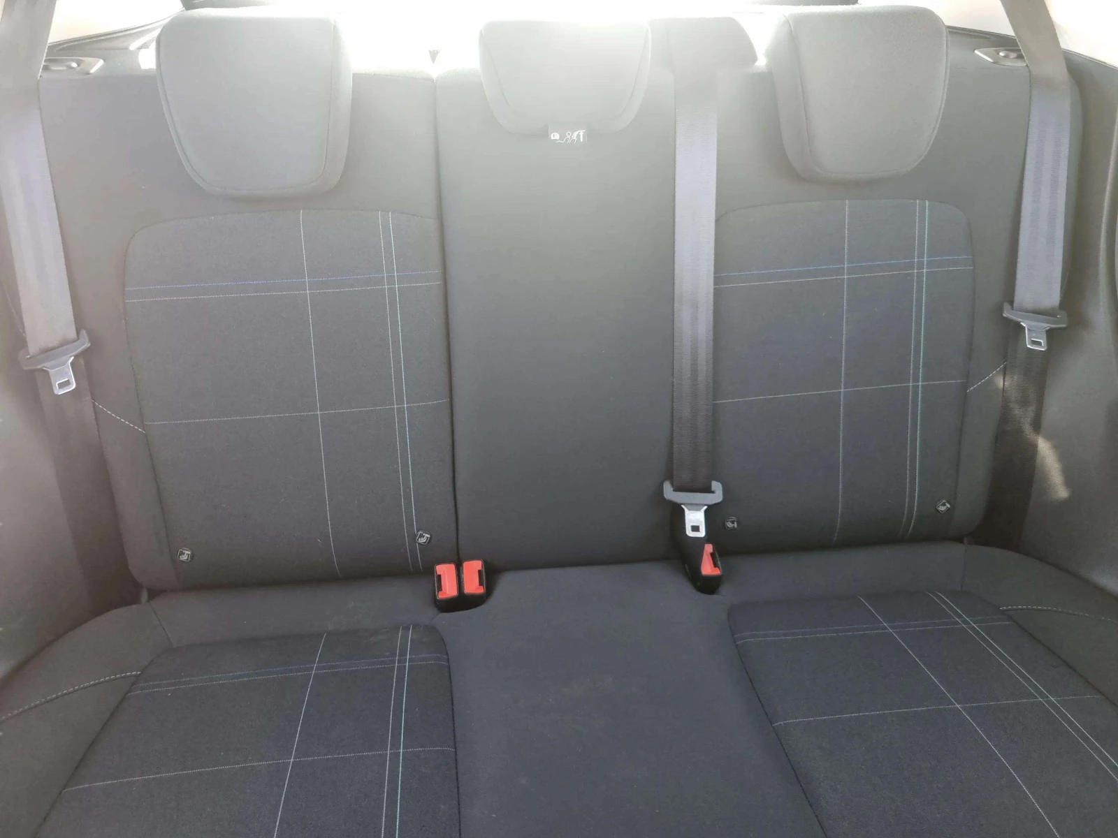 Ford Fiesta 1.1L, снимка 15 - Автомобили и джипове - 53880476